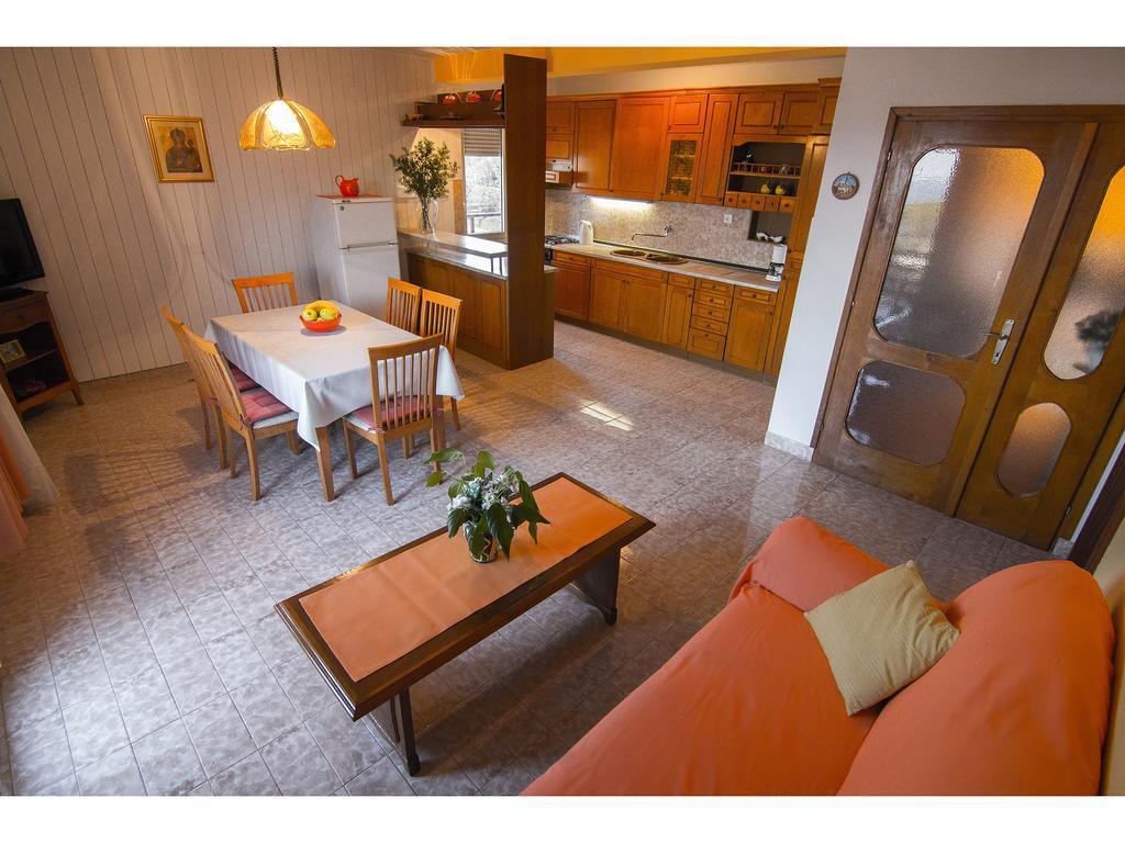 Apartment Miranda Slatine Kamer foto