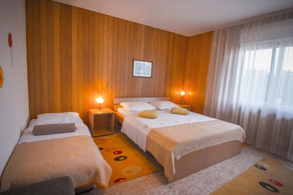 Apartment Miranda Slatine Buitenkant foto